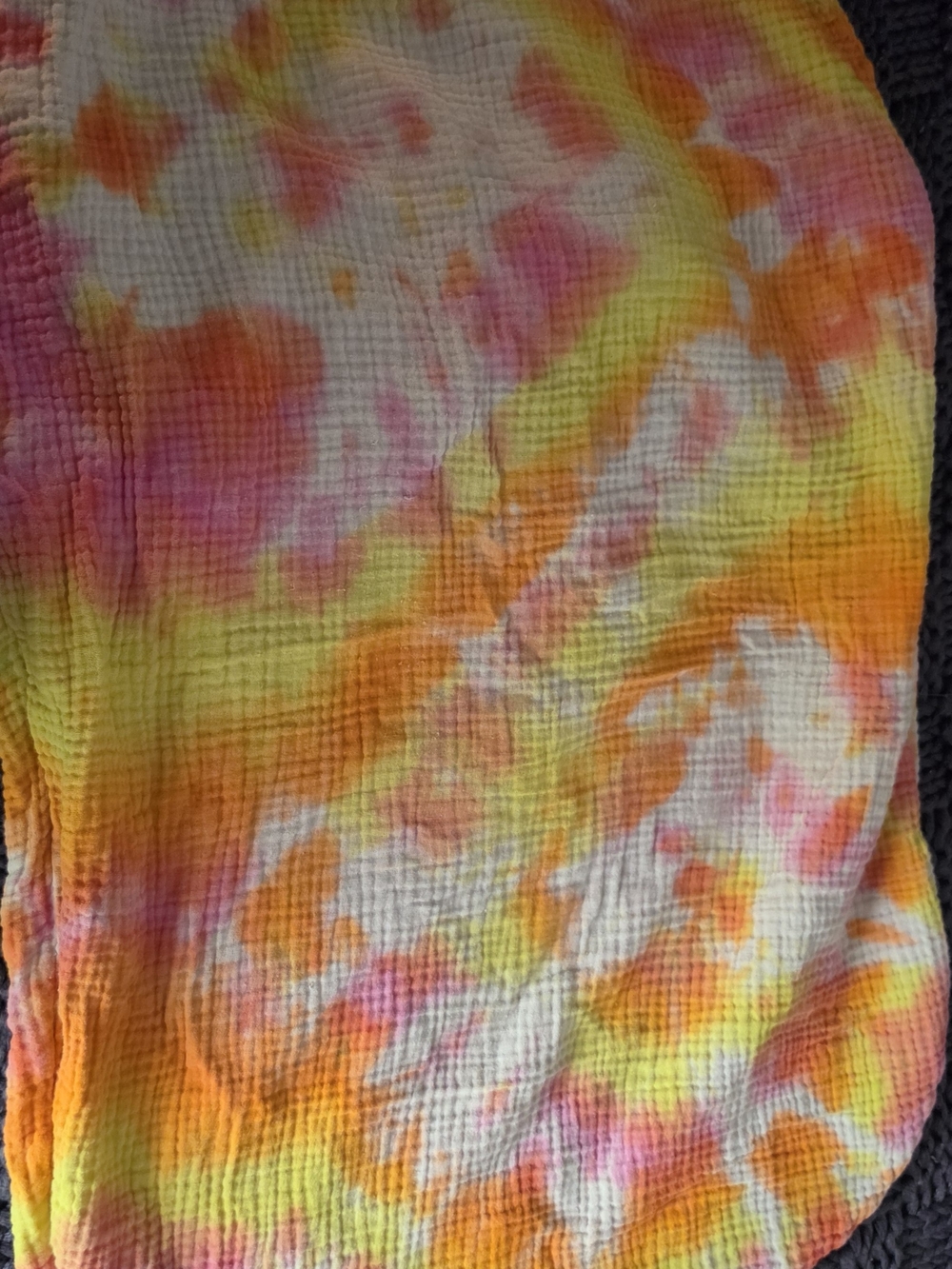 Tie-Dye Muslin Snuggle Me Cover